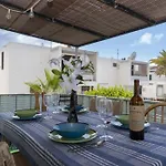 Tenerife 2 * アデヘ