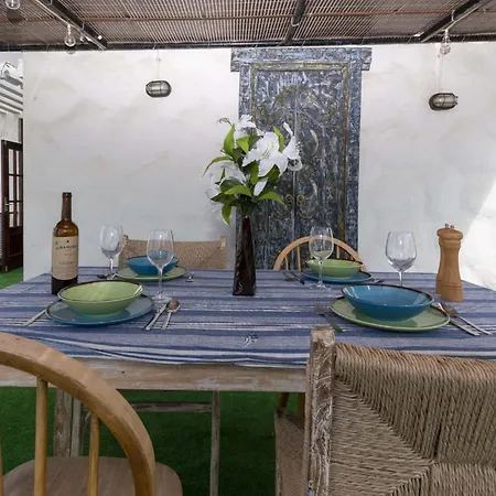 Tenerife 2 Apartment *