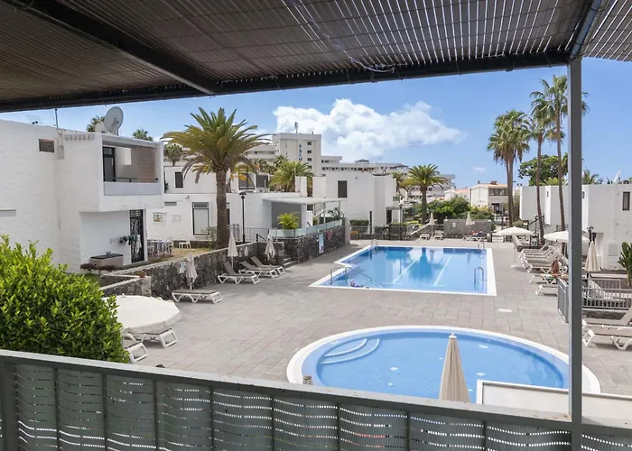 Tenerife 2 Адехе