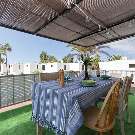 Tenerife 2 Apartment *