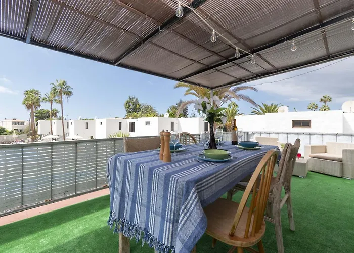 Tenerife 2 Apartment *