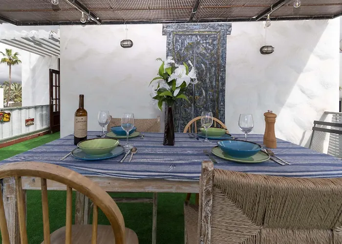 Tenerife 2 Apartment *